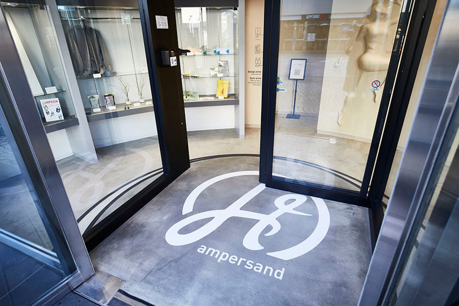 エントランスエリア