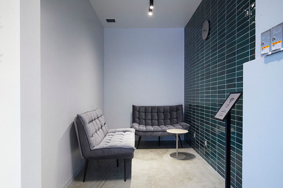 ラウンジエリア