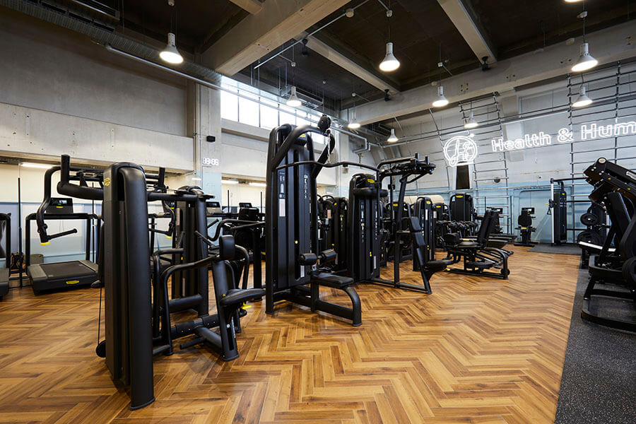 トレーニングマシンエリア